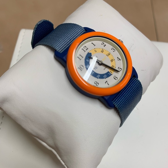Timex Ba Cell Quartz Analog Ladies Watch. main image 6